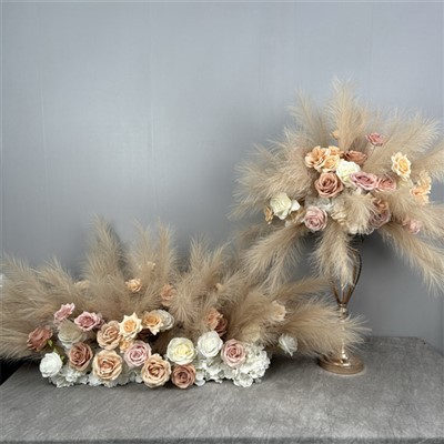 ボヘミアンシックなフラワーアレンジメント