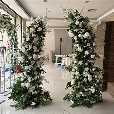 フラワーアーチウェイ